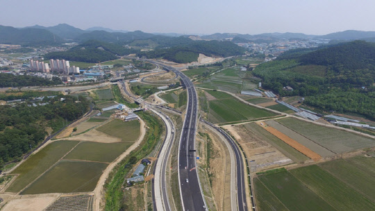 비송~매송 민자고속도로 전경 <이도 제공>